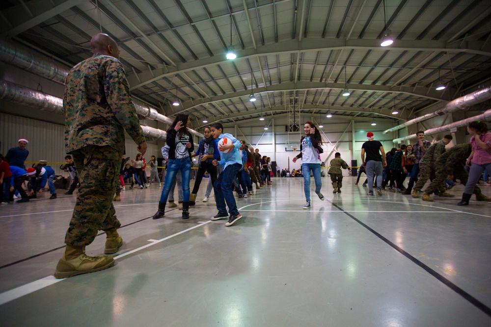 U.S. military members celebrate Christmas early with Romanian children