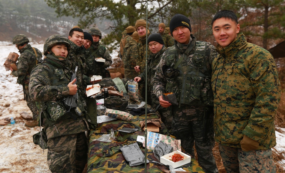 Christmas in Korea: Marines share holiday feast with Republic of Korea Marines