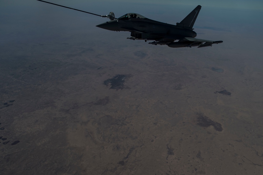 340th EARS refuels British and Aussie fighters