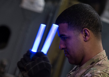 816th EAS delivers cargo to Turkey