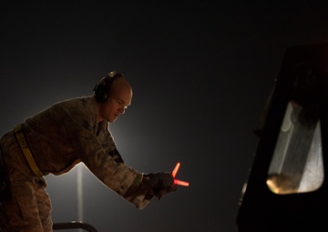 816th EAS delivers cargo to Turkey