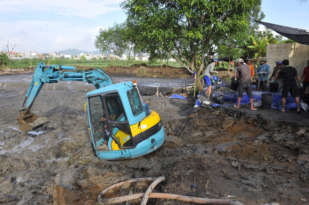 DPAA team conducts recovery