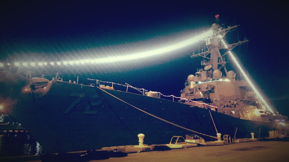 USS Mahan holiday lights