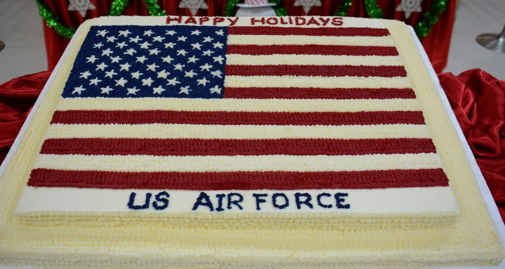 Deployed service members celebrate Christmas
