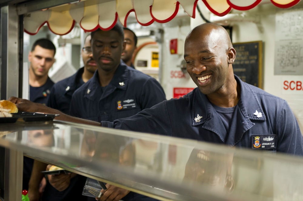 USS Gonzalez Sailors celebrate Christmas