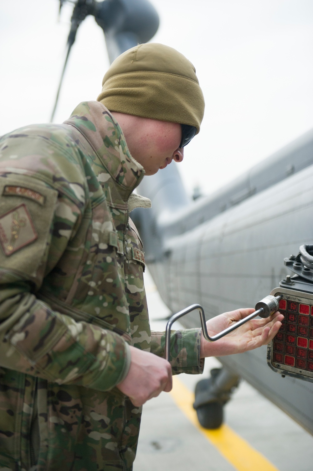 455 EAMXS keeps HH-60 ready at moment's notice