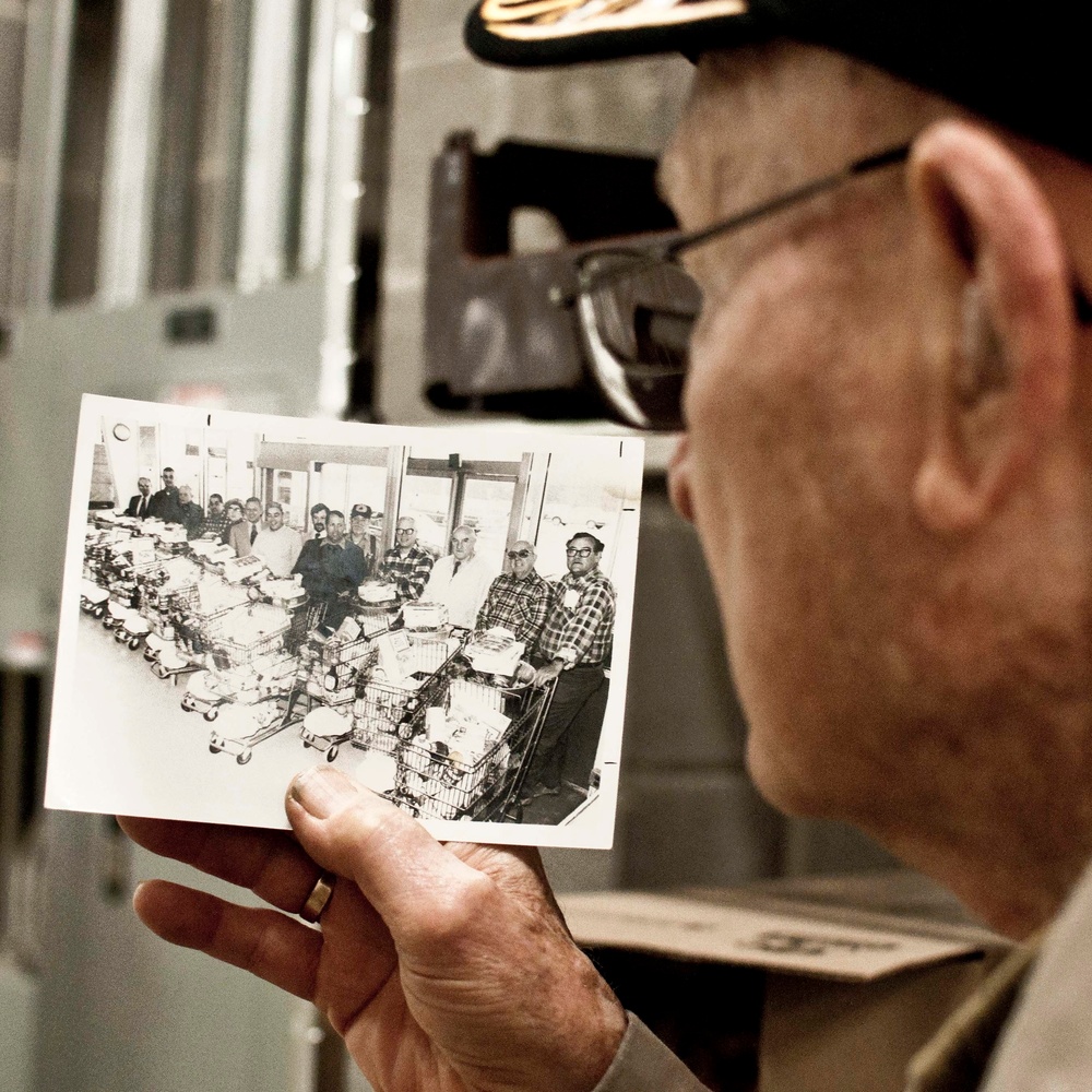 National Sojourners club donates food for Christmas