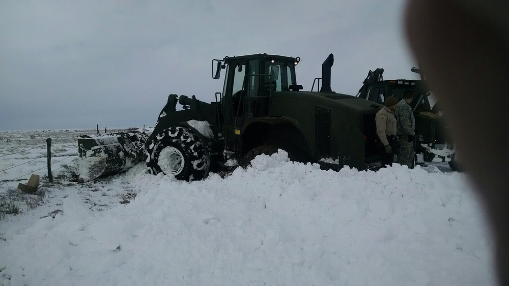 Southwest Blizzard 2015 - New Mexico National Guard response