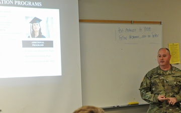 364th ESC HHC Soldiers along with WA Army National Guard participate in career exploration day at local high school
