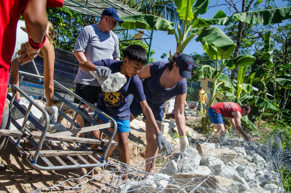 Sailors from USS Fort Worth (LCS 3) assist Home &amp; Life Orphanage Foundation