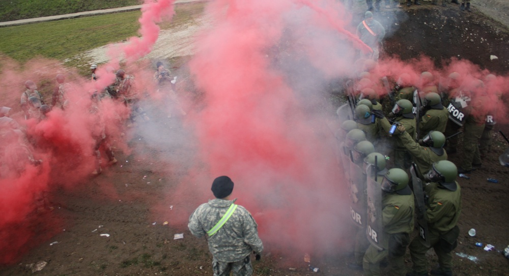 KFOR crowd riot training incorporates 5 NATO nations