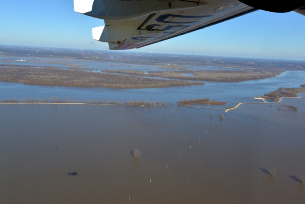 Coast Guard overflight, Midwest floods