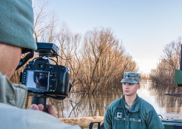 Missouri Guardsmen provide flood relief