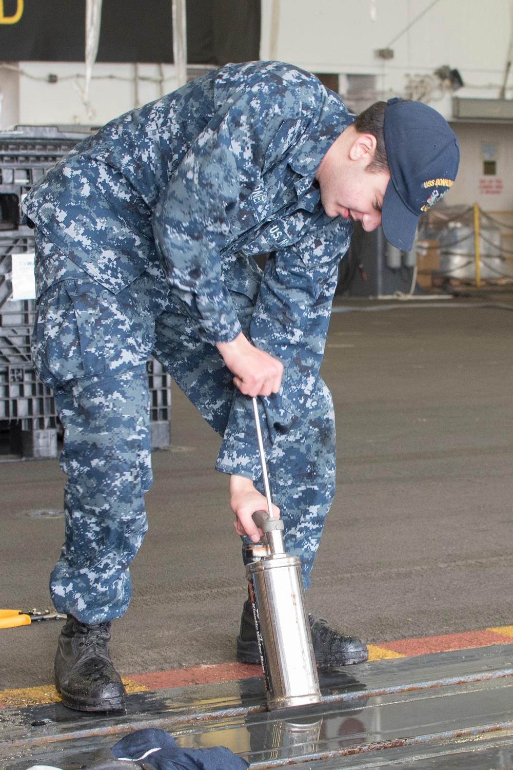 Deck cleanliness