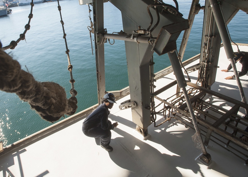 Deck preservation aboard USS Ronald Reagan