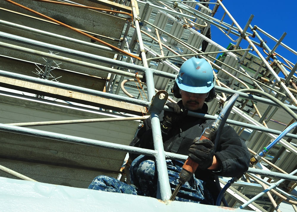 Corrosion control preservation aboard USS Blue Ridge