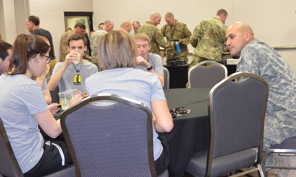 Soldiers get a bite with Army All-American Band