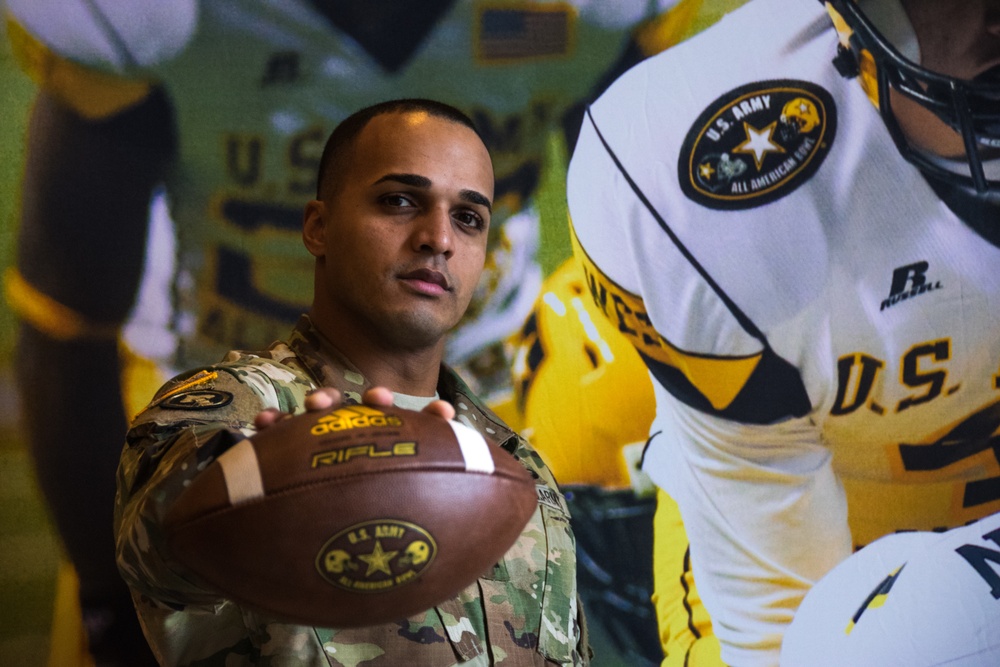 US Army Soldiers participate as mentors in the 2016 All-American Bowl