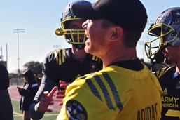 Nate Boyer visits West Team prior to All-American Bowl