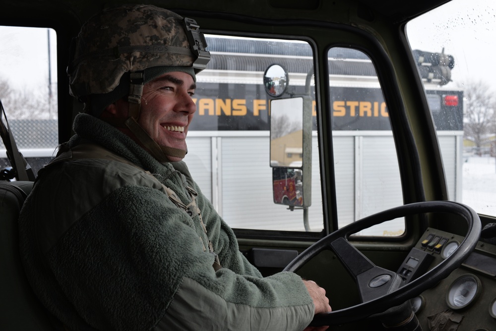 Military members train for blizzard exercise