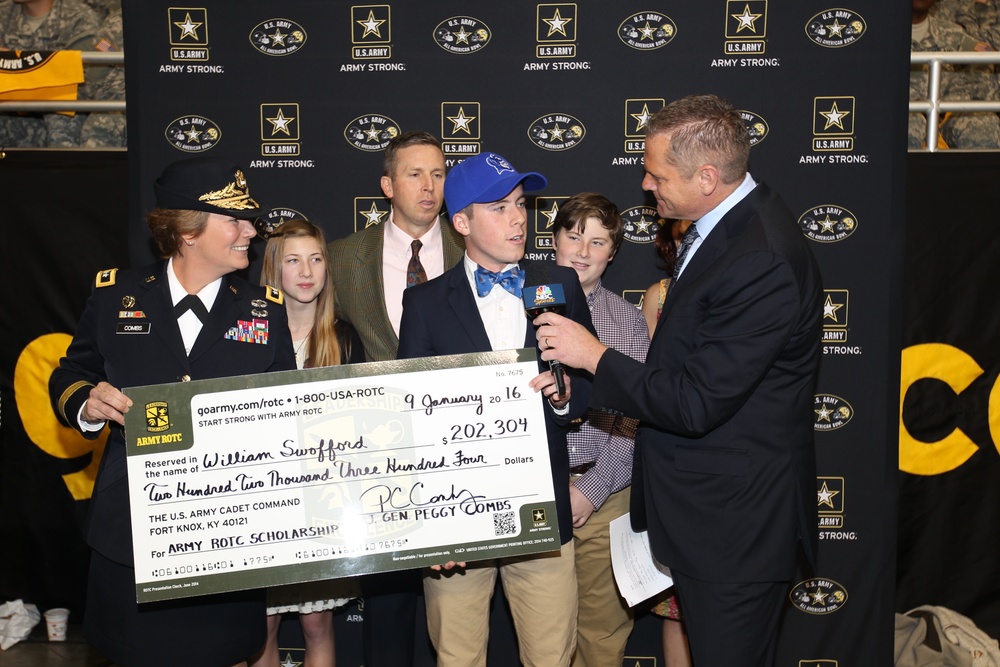 Cadet Command presents scholarship at All-American Bowl