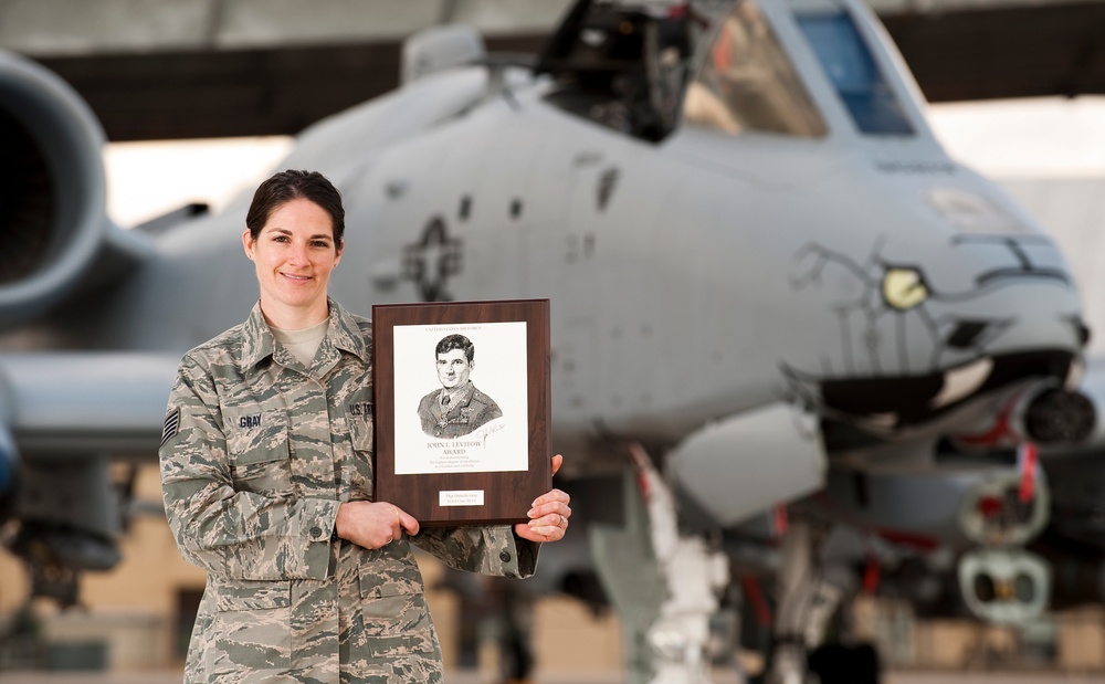 122nd Airman earns prestigious John L. Levitow Award