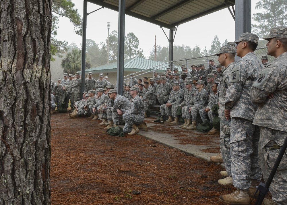 Air assault obstacle course orientation