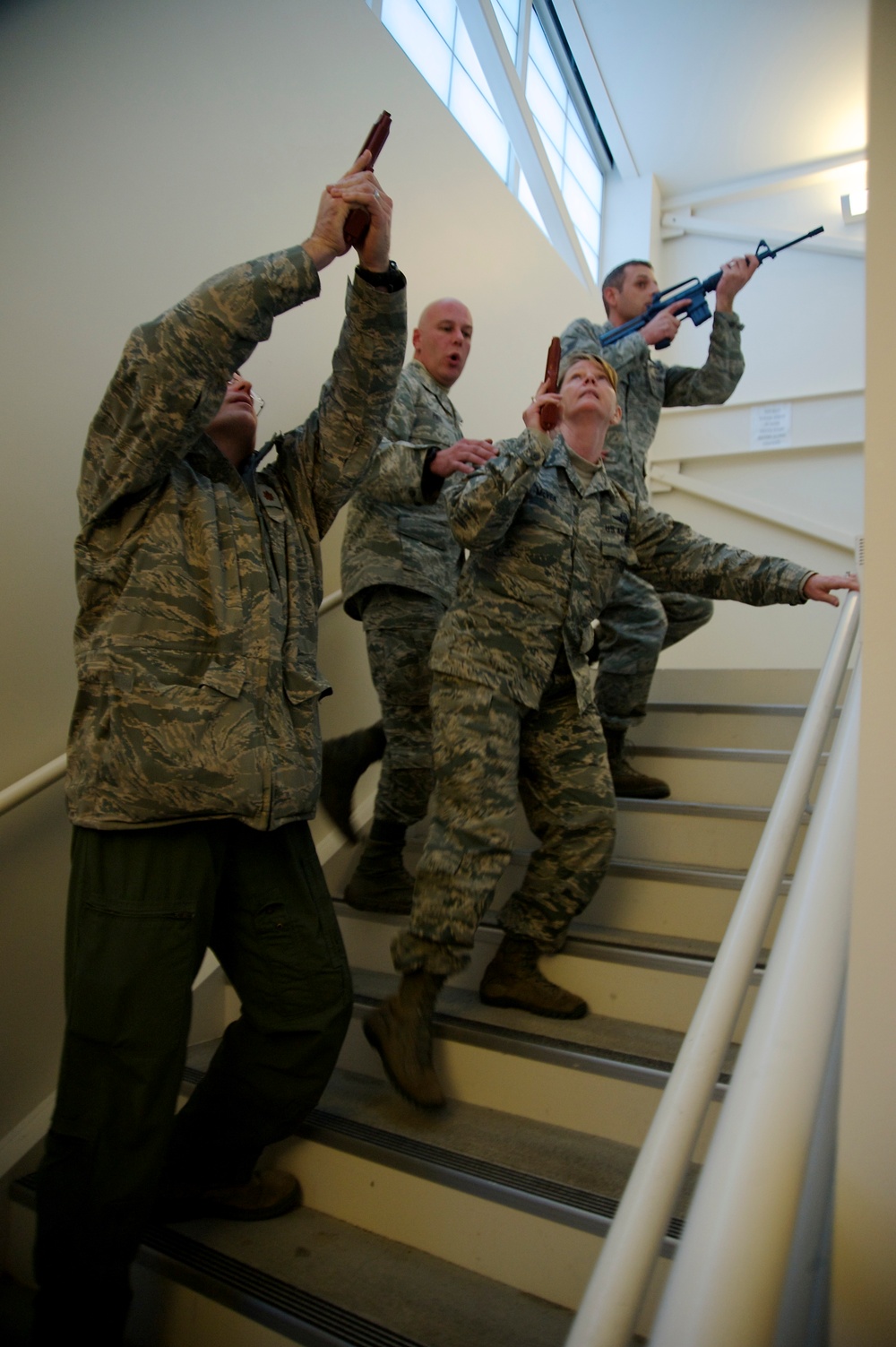 446th Reservists participate in active shooter response training