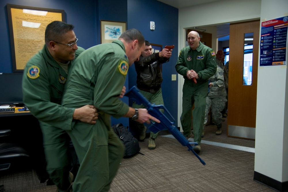 446th Reservists practive active shooter response