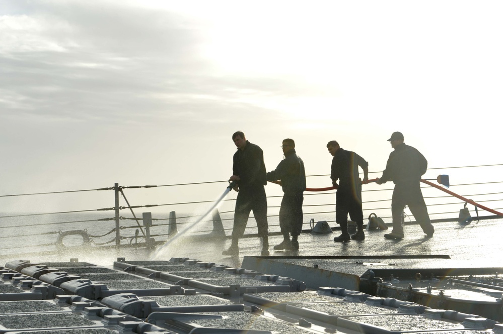 USS Ross freshwater washdown