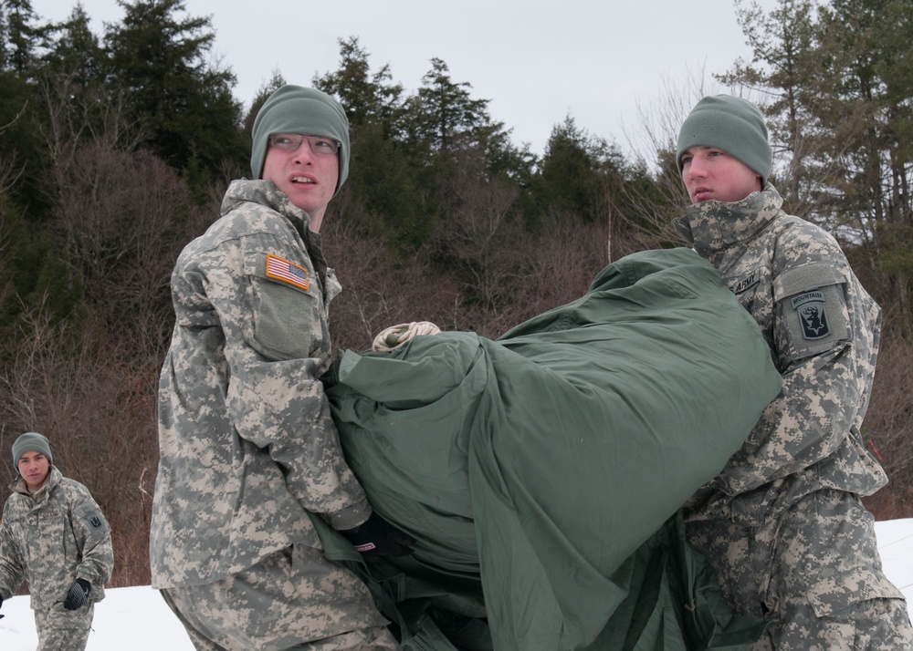 Soldiers prepare tents during the Vermont winter