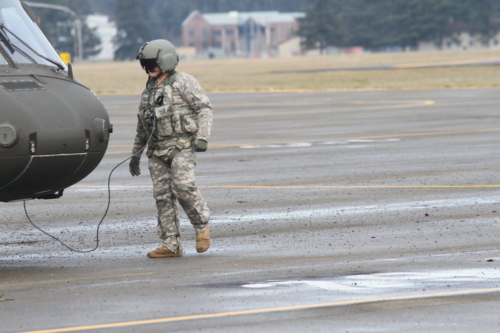 16th Combat Aviation Brigade aircraft depart for National Training Center
