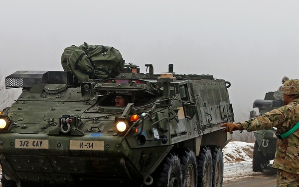 Country hopping cavalry unit unloads train before training