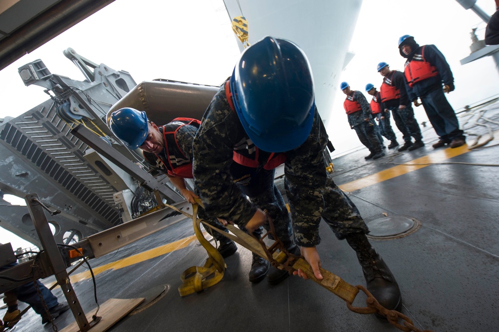 DVIDS Images USNS Spearhead small boat operations [Image 2 of 4]
