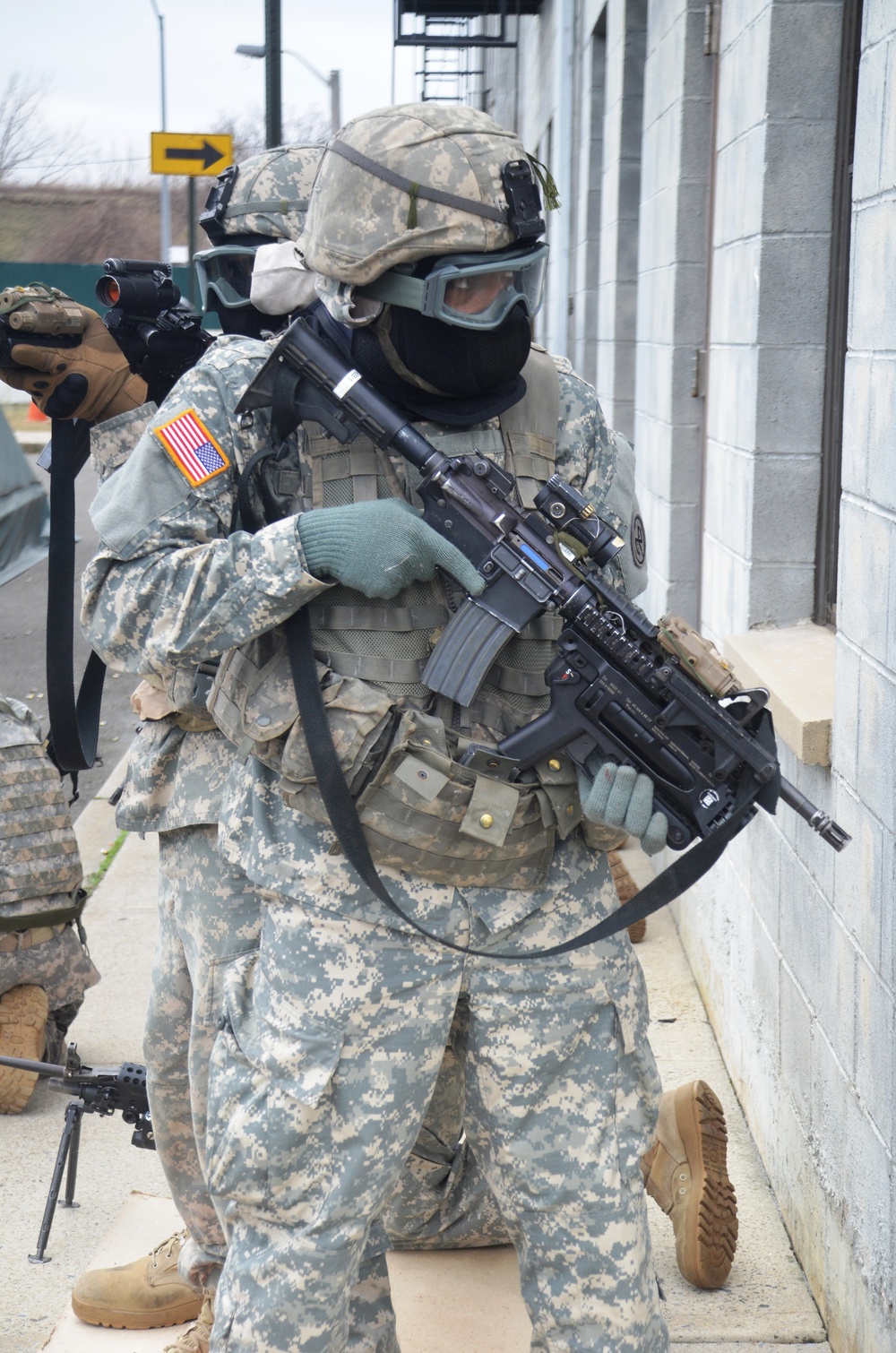 New York Army National Guard Soldiers hone urban combat skills at New York City police training site