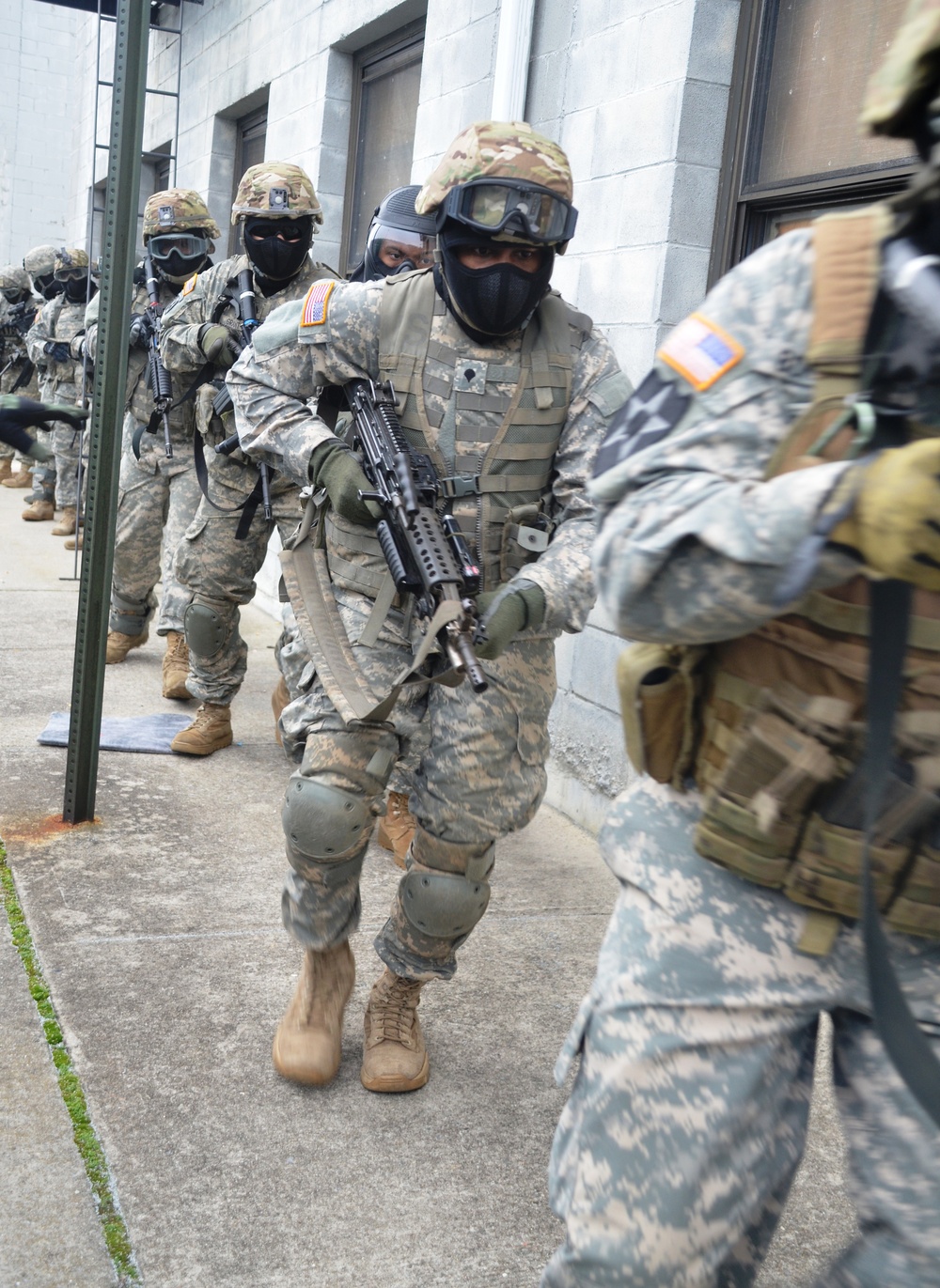 New York Army National Guard Soldiers hone urban combat skills at New York City police training site