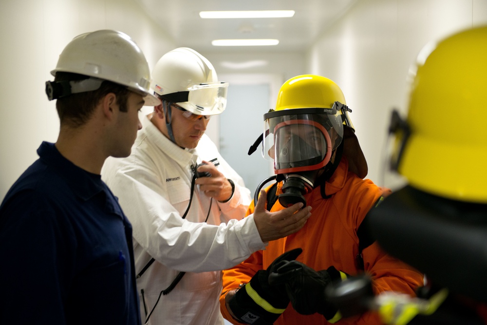 Coast Guard inspects high-tech LNG tanker for US entry