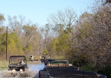 Louisiana Guardsmen continue building, monitoring flood barriers