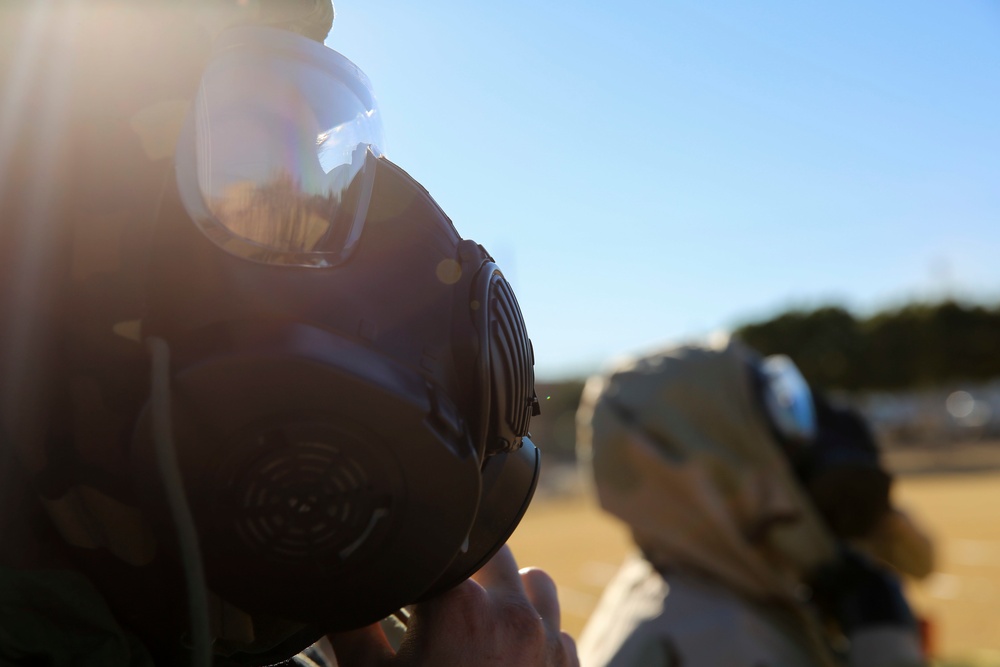 MWSS-371 Suits up to Fight Dirty