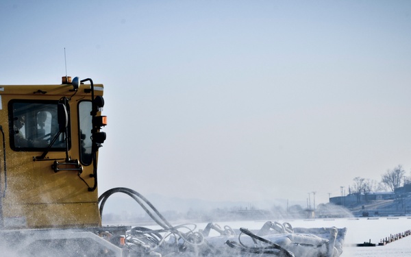 Winter time at Osan AB -- They see me rollin'