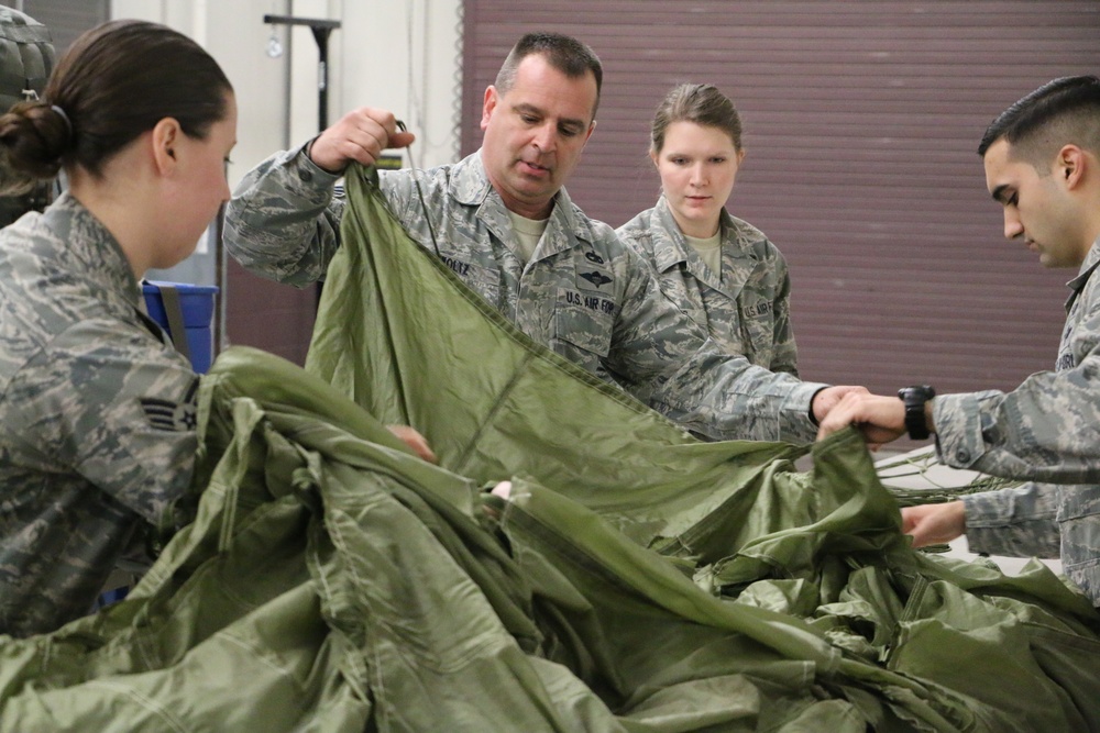 Air National Guard riggers deliver