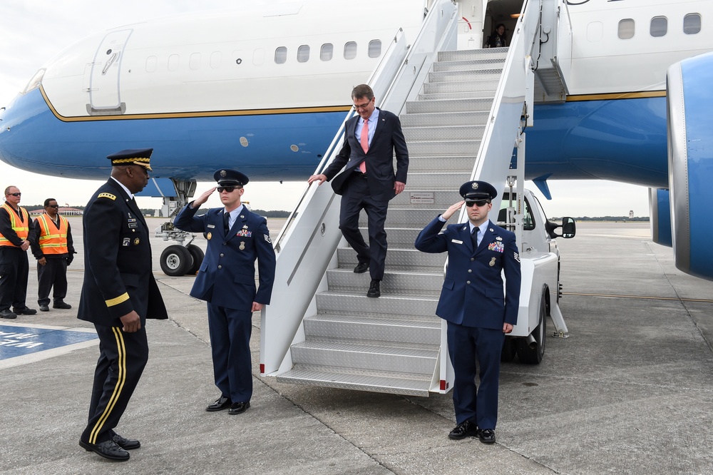 Secretary of defense arrives at MacDill AFB