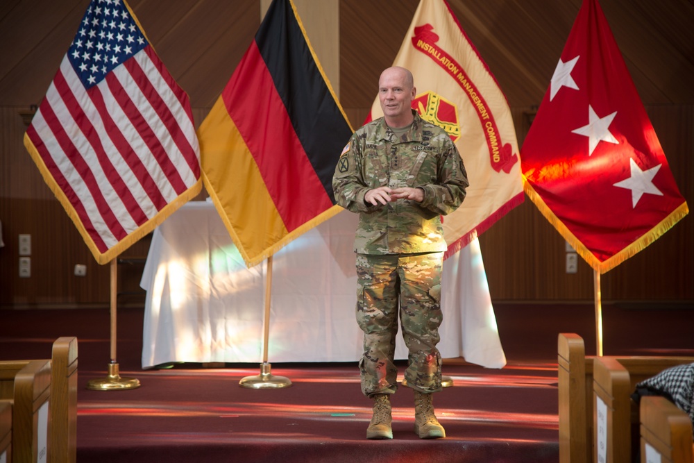 Lt. Gen. Kenneth R. Dahl, Commander IMCOM, speaks to USAG Stuttgart community