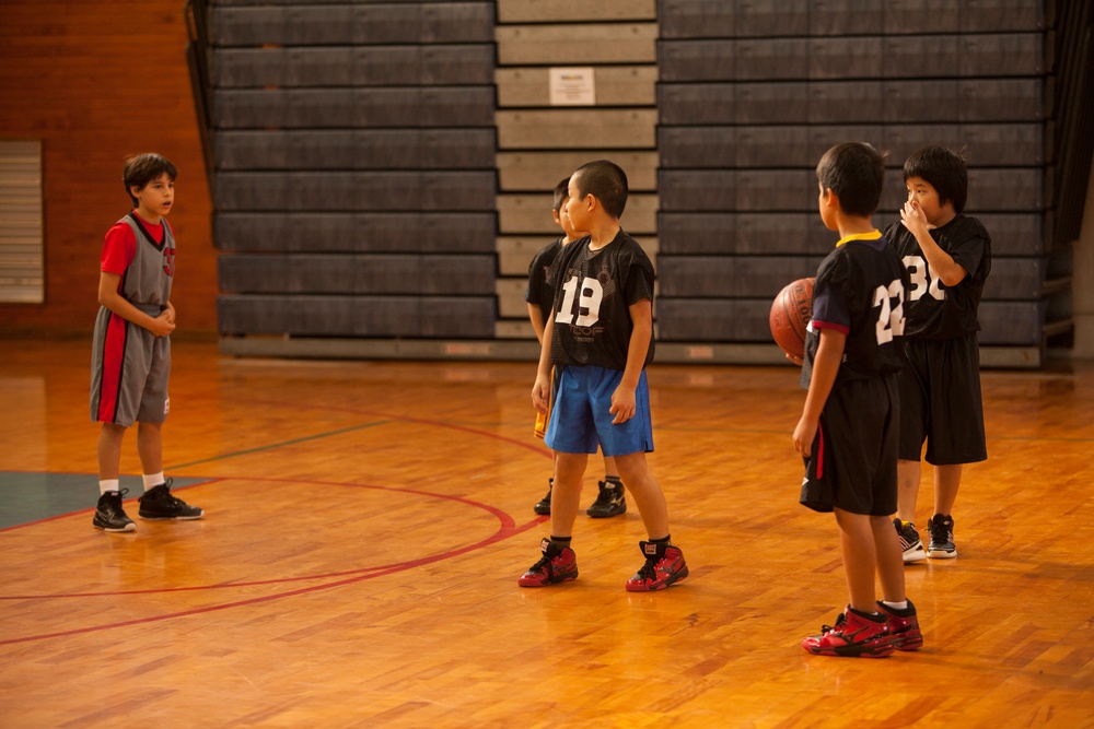 U.S. and Okinawan youth unite during basketball tournament