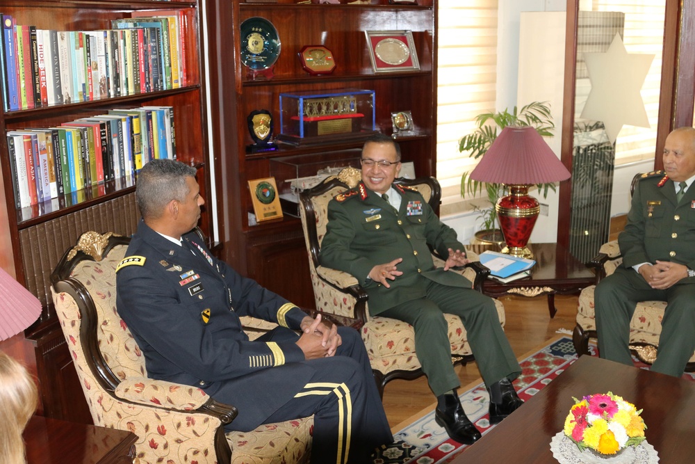Nepalese welcome Army Pacific commander Brooks