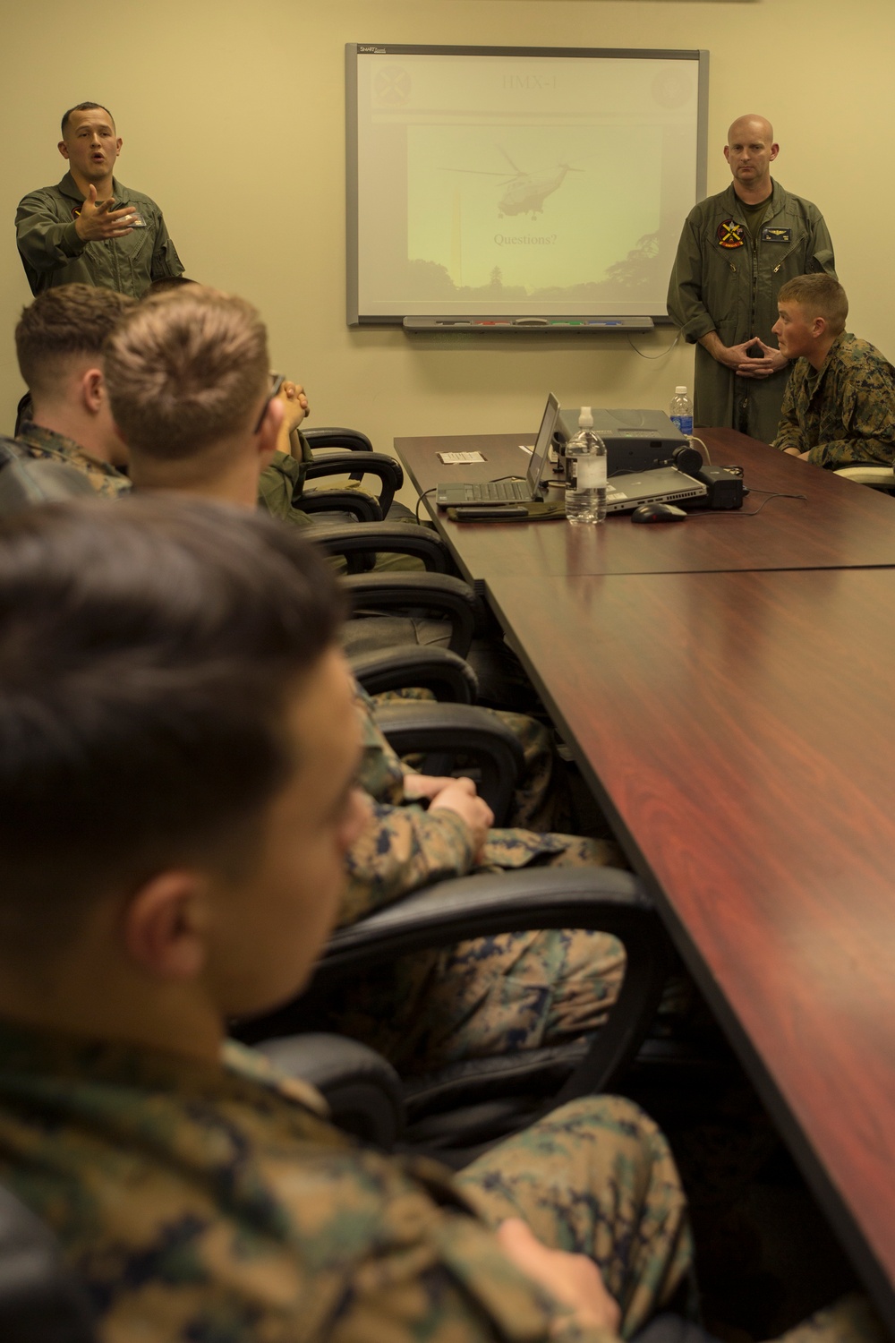 Marine Helicopter Squadron One seeks to recruit new Marines