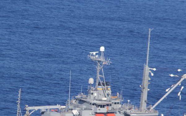 Navy crews conduct underwater search for Marine Corps helicopters off North Shore of Oahu