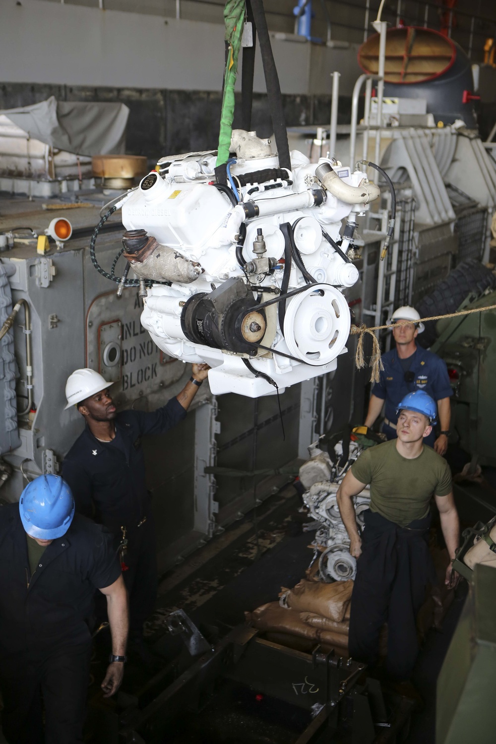 LAR, 26th MEU receives new LAV engine