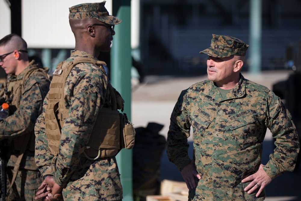 Training Command Commanding General visits the School of Infantry-East