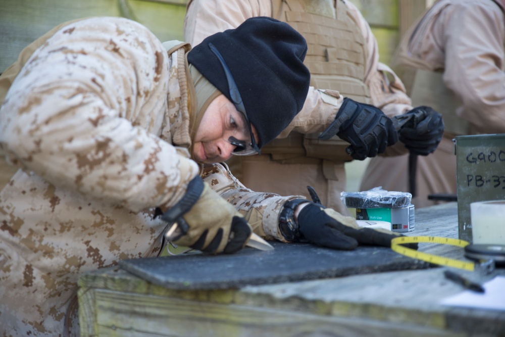 EOD conducts breaching course